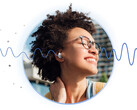 Se espera que los Galaxy Buds Core cuesten 60 dólares. En la imagen: imagen promocional de los auriculares. (Fuente de la imagen: Samsung)