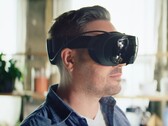 Se muestra la correa para la cabeza de las gafas de realidad virtual Steam Frame