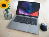 HP ZBook Firefly 14 G10 A en análisis: Potente portátil de oficina que apuesta por Zen 4