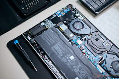 La unidad SSD M.22280 puede sustituirse.