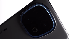 El iQoo 13. (Fuente de la imagen: iQoo)