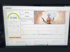 Resultado del benchmark Time Spy modificado para el portátil RTX 5090: 27.343 puntos en total y 28.923 para la GPU (Fuente de la imagen: Reddit/u/Pristine_Wing5716)