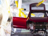 Ensamblando productos en la Gigafactoría (Fuente de la imagen: Tesla Inc.)