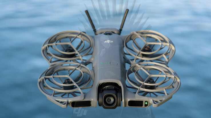 Un primer plano de la DJI Neo 2 en vuelo. (Fuente de la imagen: vía Igor Bogdanov)