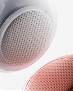 El CMF Clip Pro, disponible en dos colores