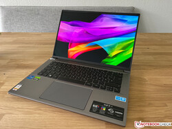 Análisis del Acer Swift X 14. Dispositivo de prueba proporcionado por Acer Alemania.