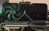 Nvidia GeForce RTX 4070 Super Founders Edition instalada en el banco de pruebas