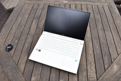 Acer ConceptD 3 Ezel: Modo portátil