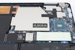 SSD M.2 actualizable con una tira de aislamiento suave