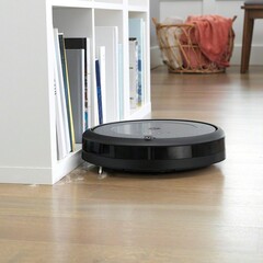 Una actualización de los dispositivos Roomba, incluido el i3, aporta nuevas funciones al dispositivo, como las preferencias de limpieza específicas para cada habitación. (Fuente de la imagen: iRobot)