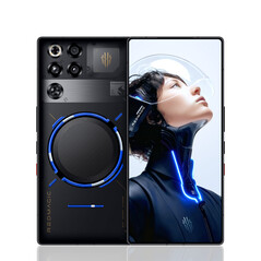 RedMagic 11 Pro edición negra transparente (Fuente de la imagen: Nubia)