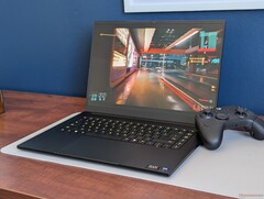 2026 Blade 16 es ahora mucho más brillante que antes cuando el modo HDR está activado en la alimentación de CA