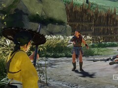 Atsu de Ghost of Yotei con un arma en un campamento enemigo. (Fuente de la imagen: PlayStation en YouTube, captura de pantalla)