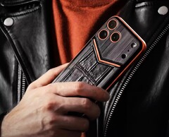 Caviar ha complementado el iPhone 17 Pro Max « Apple » con una carcasa trasera magnética.