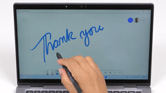 El nuevo lápiz óptico Active Pen de Dell viene ahora con tecnología de seguimiento de azulejos (imagen: Dell)
