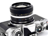 Los objetivos NONIKKOR-MC de 35 mm son objetivos asequibles de estilo vintage para los entusiastas de la fotografía manual. (Fuente de la imagen: ArtraLab)