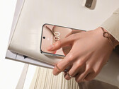 Se dice que el Find X8s presenta unos biseles de pantalla relativamente finos. (Fuente de la imagen: Oppo)