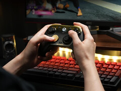 La GameSir G7 Pro en Golden Ombre. (Fuente de la imagen: GameSir)