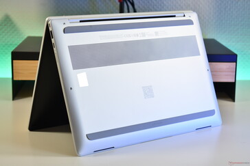 HP EliteBook X G2i: Cubierta inferior