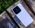 La Xiaomi 17 sucederá directamente a la Xiaomi 15. En la foto - Xiaomi 15 (Fuente de la imagen: Vetrax Arrogant TV en Weibo)