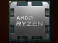 Los procesadores Ryzen 7000 reciben las matrices 3D V-Cache. (Fuente de la imagen: AMD)