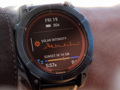 El smartwatch Fenix 7 de Garmin (en la imagen) recibe una nueva actualización beta. (Fuente de la imagen: Garmin)