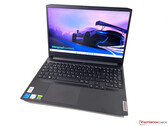 Análisis del portátil Lenovo IdeaPad Gaming 3i 15 G6: Portátil de juego económico con una pantalla pobre