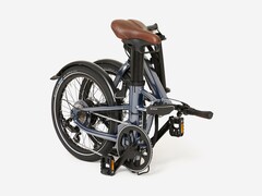 La bicicleta plegable Btwin E-FL 900 de Decathlon es más ligera que la Btwin E-Fold 900 (en la imagen). (Fuente de la imagen: Decathlon)