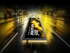 La imagen muestra el Thor Ultra de Lexar, que resulta ser un SSD M.2 2280 PCIe Gen 5 con una pegatina amarillenta en la parte superior