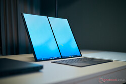 Cuando se utiliza así (modo escritorio, como lo llamamos), la nueva máquina es notablemente más estable.