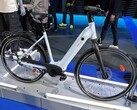 La bicicleta eléctrica BTWIN LD 940 de Decathlon cuenta con un sistema inteligente que le permite conectar su teléfono. (Fuente de la imagen: Transition Velo)