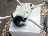 El DJI Mini 4 Pro ha sido descubierto en la naturaleza una vez más. (Fuente de la imagen: @quadro_news)