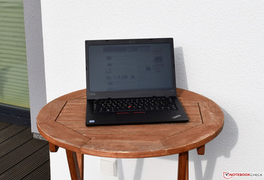 Lenovo ThinkPad L480 bajo la luz solar