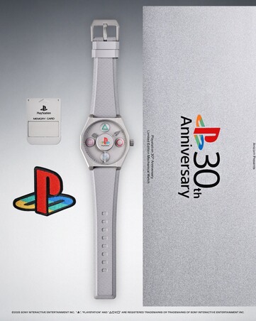 El reloj mecánico PlayStation de edición limitada se entrega en una caja especial y con una insignia PlayStation. (Fuente de la imagen: Anicorn)