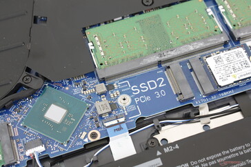 La ranura M.2 secundaria admite unidades SSD 2230