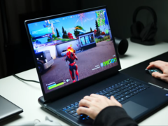 Dell podría lanzar el primer portátil Alienware para juegos con un chip ARM en 2026. (Fuente de la imagen: NotebookcheckReviews en YouTube)