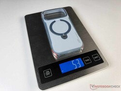 La funda para iPhone Torras Ostand Q3 Air Pro pesa unos 53 g.