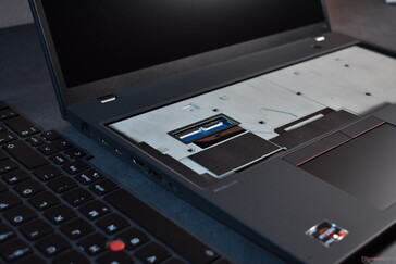 Lenovo ThinkPad T16 Gen 2: teclado reemplazable por el usuario