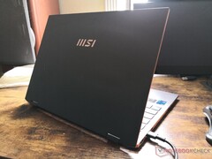 MSI Summit E13 Flip vs. XPS 13 2-en-1: Dando a Dell una carrera por su dinero