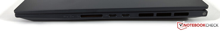 Derecha: Lector de tarjetas SD (UHS-II), USB-C 3.2 Gen.2 (10 Gbps, Power Delivery, modo DisplayPort ALT), USB-C 4.0 con Thunderbolt 4 (40 Gbps, Power Delivery, modo DisplayPort ALT)