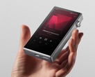 El reproductor de audio digital Astell &amp; Kern PD5, con carcasa de aluminio, pesa tan solo 6,98 oz. (198 g).