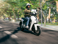 El NEO de Yamaha es el primer scooter eléctrico de la compañía que se lanza en Europa. (Fuente de la imagen: Yamaha)