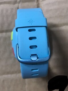 El supuesto smartwatch Fitbit apto para niños. (Fuente de la imagen: 9to5Google)