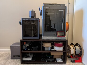 Configuración de la LP5 junto a la impresora 3D Elegoo Centauri Carbon.