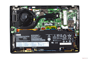 Lenovo ThinkPad T14s G2: Un vistazo al interior