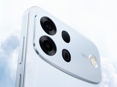 El Oppo A7 Pro Max (en la imagen) cuenta con una batería aún más grande que la del A6 Pro.