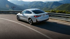 El próximo BMW i4 eDrive35 sucederá al eDrive40 como la variante más asequible del elegante vehículo eléctrico alemán (Imagen: BMW)