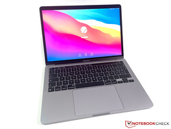 En revisión: Apple MacBook Pro 13 2020 M1. Modelo de prueba cortesía de Cyberport.
