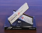 Módulos de memoria KingBank que utilizan chips de memoria CXMT