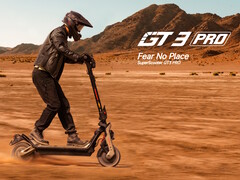 El Segway GT3 Pro SuperScooter puede circular fuera del asfalto gracias a sus neumáticos autosellantes de 11 pulgadas con una distancia al suelo de 5,7 pulgadas. (Fuente de la imagen: Segway)